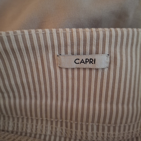 Elle Cream Pinstripe Cropped Women's Pants - Picture 6 of 10